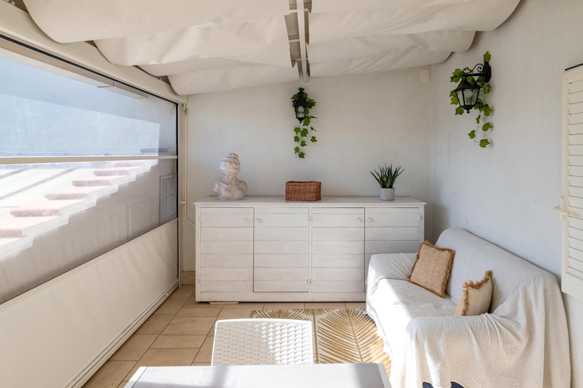 150Mq Rooftop Paradise - Spacious Private Terrace Bari Exteriör bild