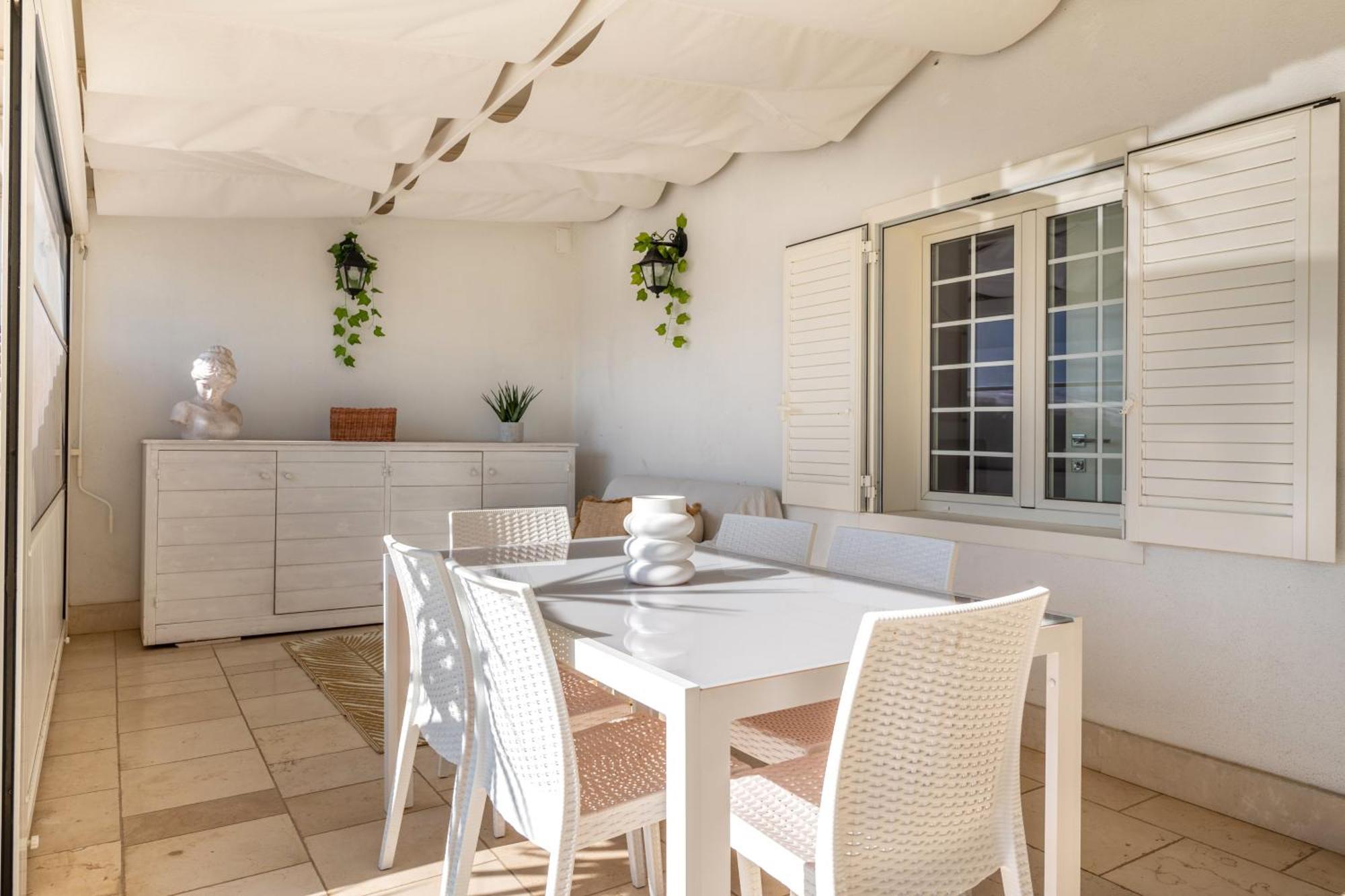 150Mq Rooftop Paradise - Spacious Private Terrace Bari Exteriör bild